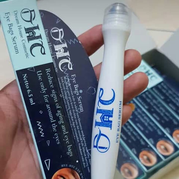 Penghilang kantung mata DHC EYEBAG serum...